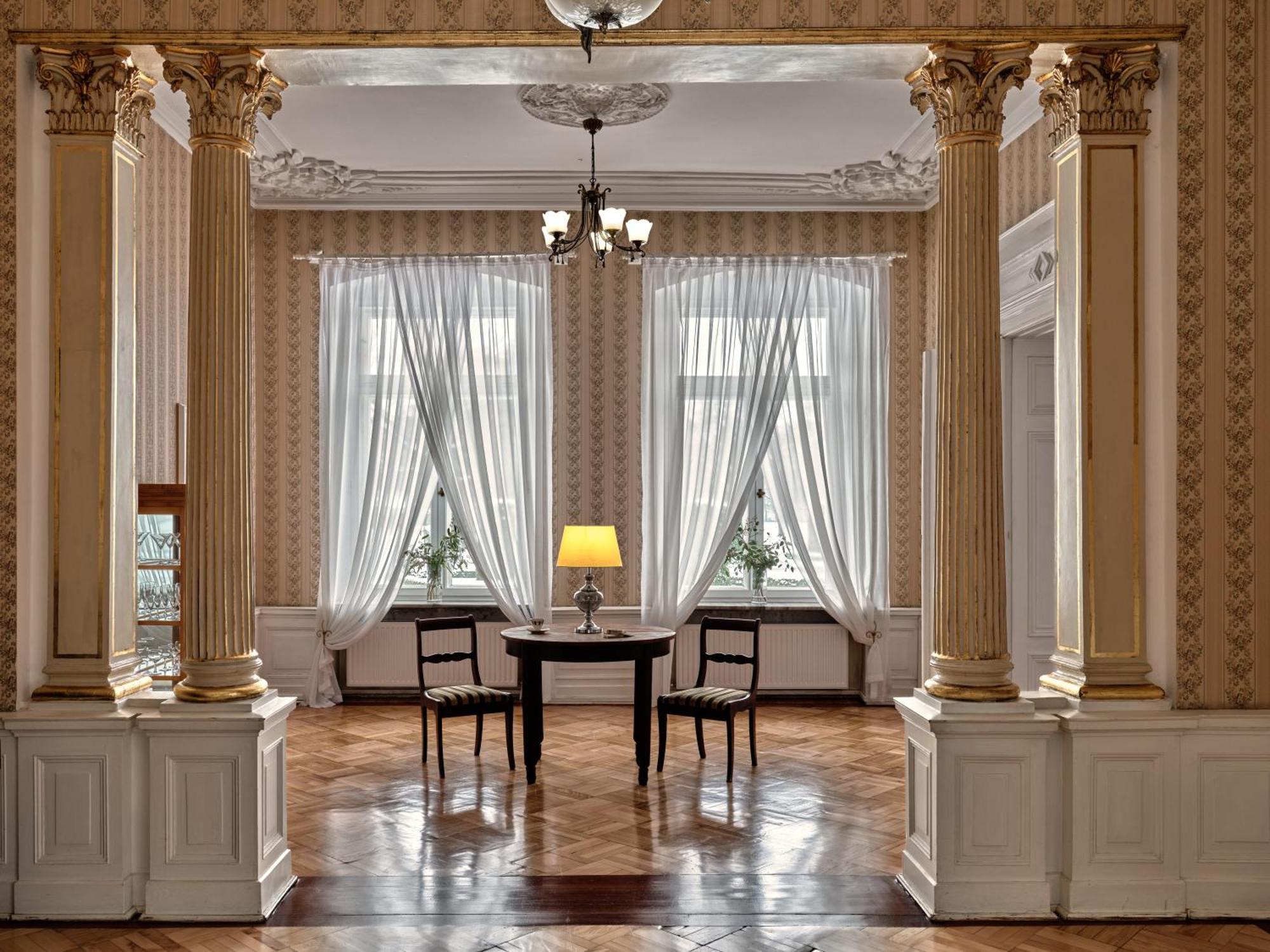Palac Potockich W Bedlewie Bedlewo Exterior foto