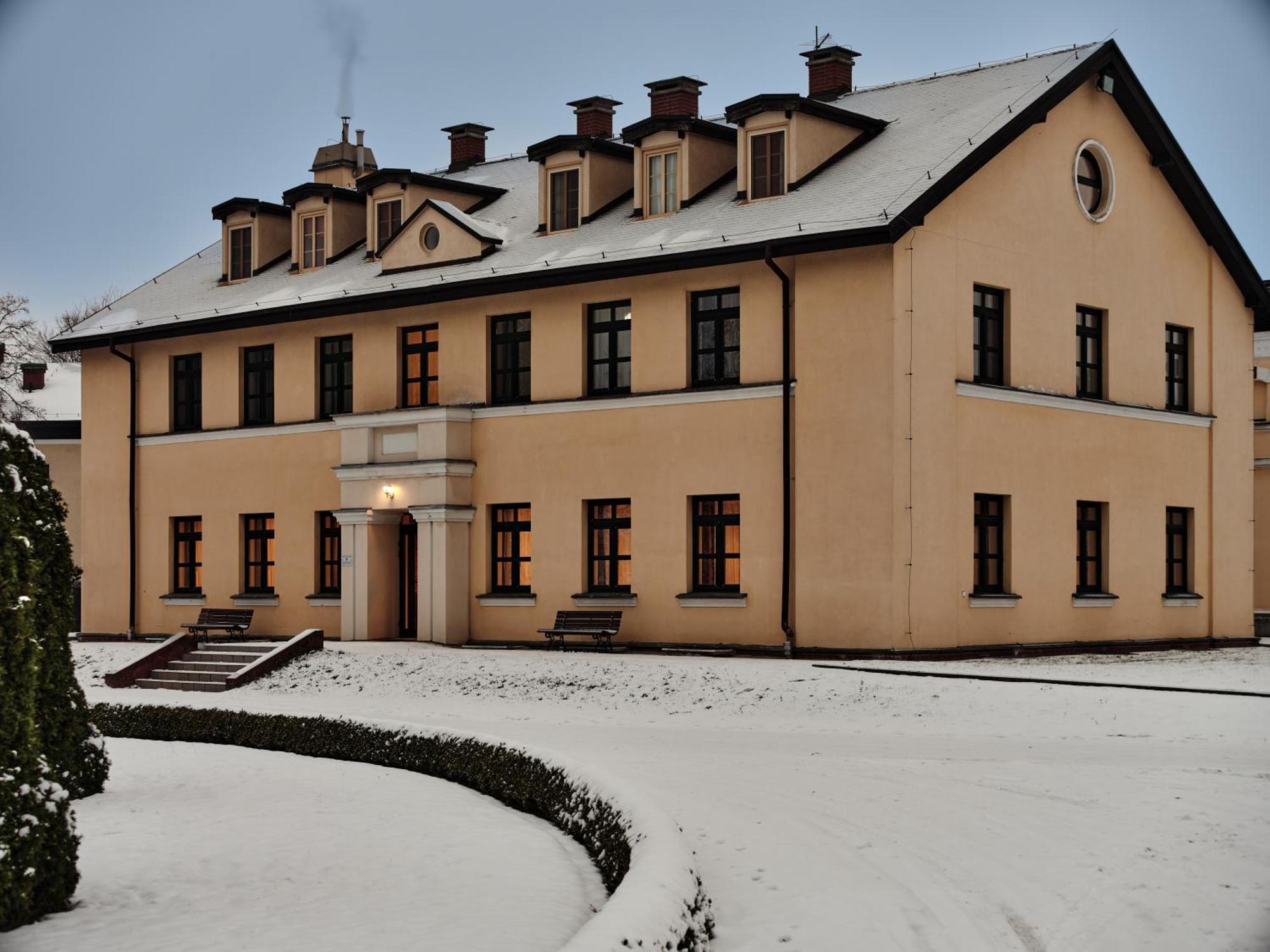 Palac Potockich W Bedlewie Bedlewo Exterior foto